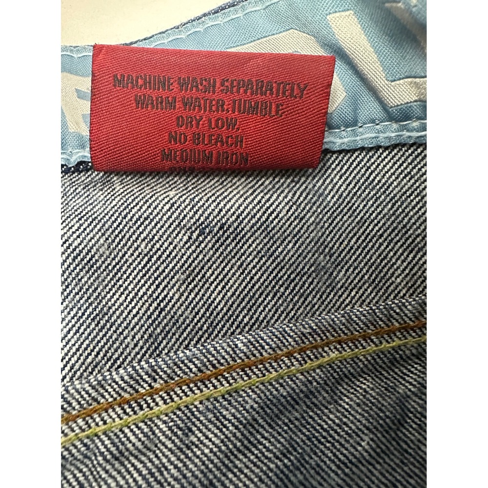 Vintage Platinum FUBU Women's Denim Shorts Size 28 Fat Albert Dumb Donald Y2K - Picture 8 of 11
